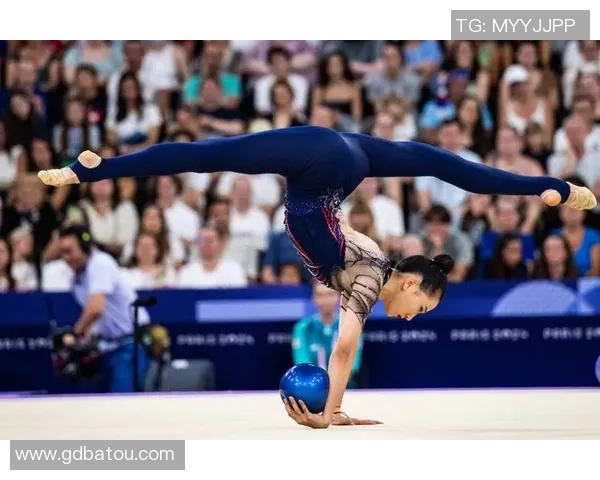 王子露在深圳取得十五届全运会艺术体操女子万能赛冠军